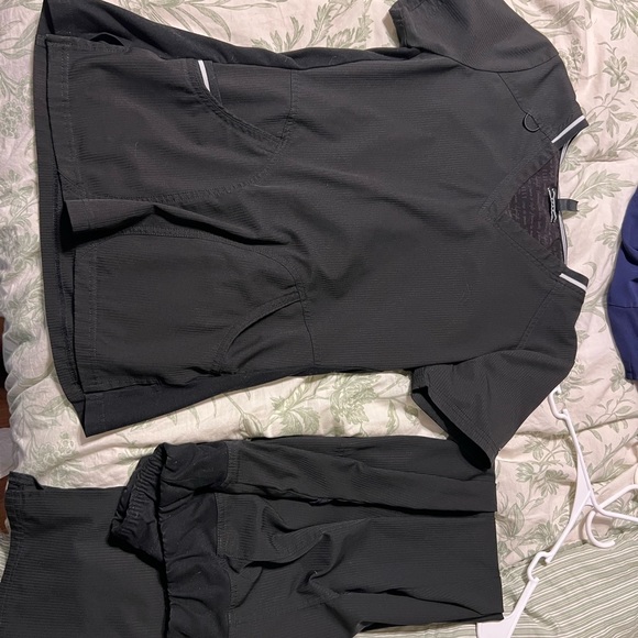 Cherokee scrub lot - Picture 1 of 4